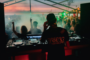 foto FOUX Festival, 2 september 2023, Azorra Beachclub, Scheveningen #1006266