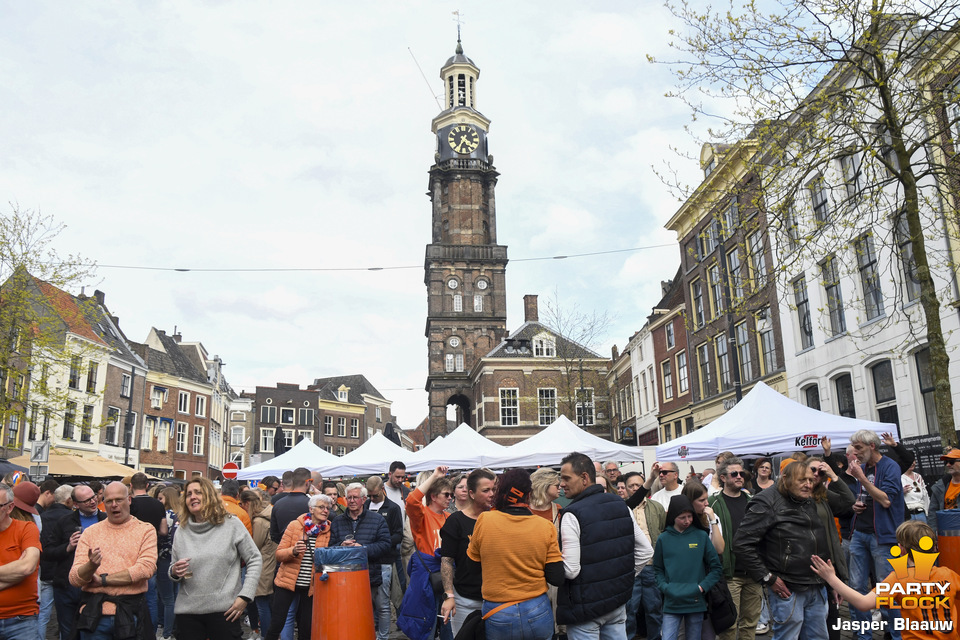 Foto's Koningsdag Zutphen, 27 april 2024, Groenmarkt, Zutphen