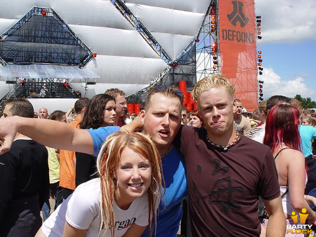 foto Defqon.1 Festival, 19 juni 2004, Almeerderstrand