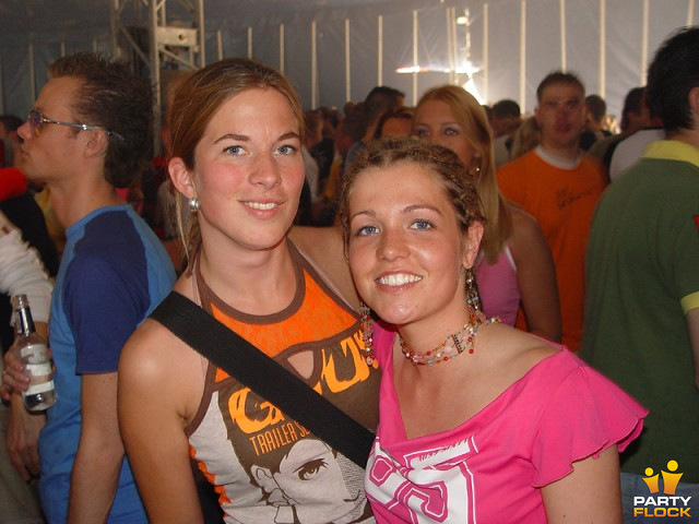 foto Defqon.1 Festival, 19 juni 2004, Almeerderstrand