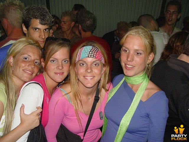 foto Defqon.1 Festival, 19 juni 2004, Almeerderstrand