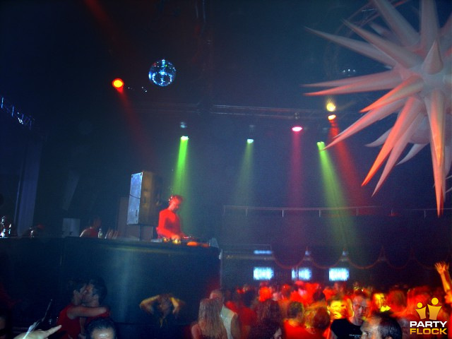 foto Dresscode Fantasy World, 26 juni 2004, Kingdom the Venue, met Mike S