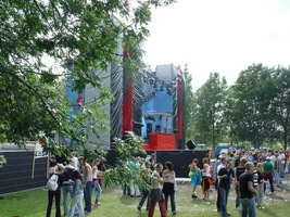 foto Awakenings Festival, 3 juli 2004, Spaarnwoude, deelplan Houtrak, Halfweg #104793