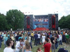 foto Awakenings Festival, 3 juli 2004, Spaarnwoude, deelplan Houtrak, Halfweg #104821