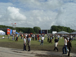 foto Awakenings Festival, 3 juli 2004, Spaarnwoude, deelplan Houtrak, Halfweg #104822