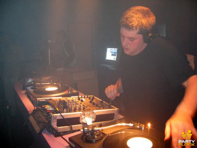 foto Hardhouse Revolution, 9 juli 2004, De Waakzaamheid, met Danny D