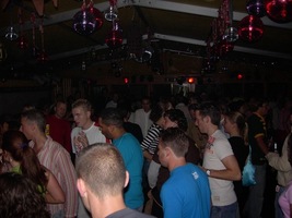 foto V.E.T., 9 juli 2004, Liptonice Beach Lounge, Scheveningen #105696