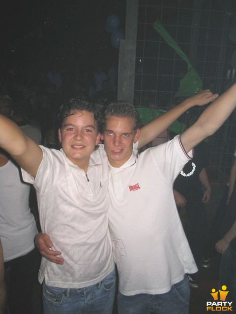 foto Van God Los!, 16 juli 2004, Carte Blanche