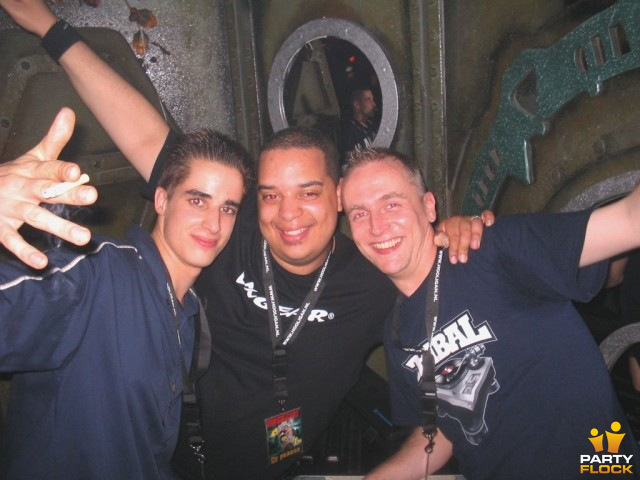 foto Van God Los!, 16 juli 2004, Carte Blanche, met Ruffryder, Freeze