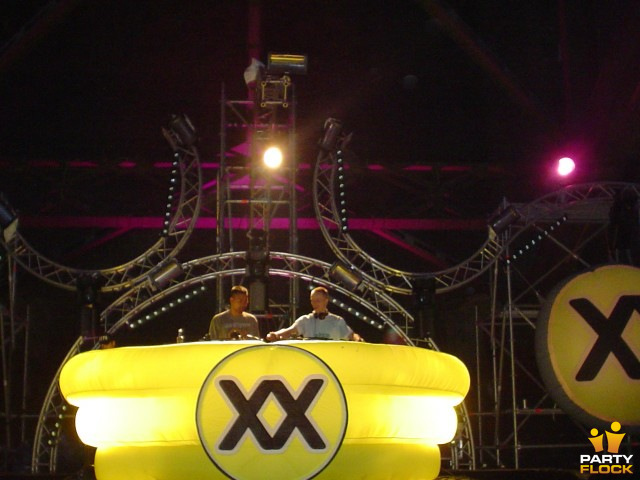 foto The Matrixx Arena 2004, 22 juli 2004, Waalbrug, met Deepack