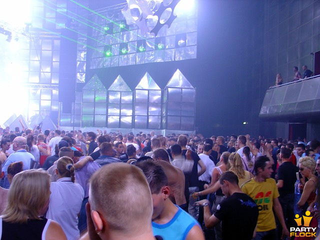 foto Resurreqtion, 24 juli 2004, Heineken Music Hall