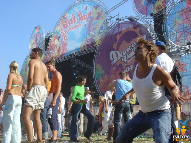 Foto's Dance Valley, 7 augustus 2004, Spaarnwoude, Velsen-Zuid