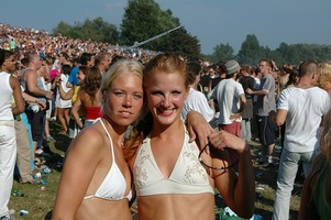 foto Dance Valley, 7 augustus 2004, Spaarnwoude, Velsen-Zuid #109363