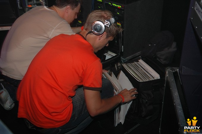 foto Three Dj's In a Boat, 14 augustus 2004, Ocean Diva, met Markus Schulz, Armin van Buuren