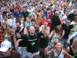 foto FFWD Heineken Dance Parade, 14 augustus 2004, Centrum Rotterdam, Rotterdam #110319