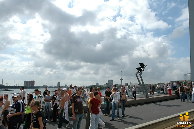 foto FFWD Heineken Dance Parade, 14 augustus 2004, Centrum Rotterdam