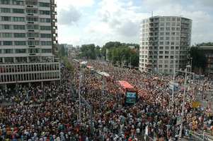 foto FFWD Heineken Dance Parade, 14 augustus 2004, Centrum Rotterdam, Rotterdam #110639