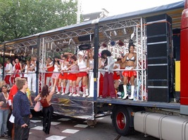 foto FFWD Heineken Dance Parade, 14 augustus 2004, Centrum Rotterdam, Rotterdam #110736