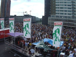 foto FFWD Heineken Dance Parade, 14 augustus 2004, Centrum Rotterdam, Rotterdam #110844