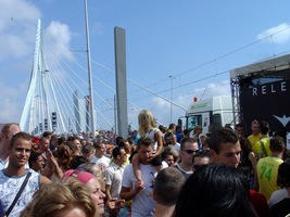 foto FFWD Heineken Dance Parade, 14 augustus 2004, Centrum Rotterdam, Rotterdam #110846