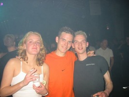 foto Club Q-Base, 20 april 2002, Hemkade, Zaandam #11123