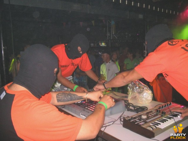 foto Hardcore Mafia, 20 augustus 2004, X, met Gabber Mafia