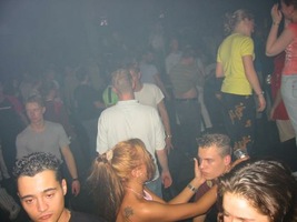 foto Club Q-Base, 20 april 2002, Hemkade, Zaandam #11130