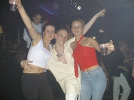 foto Club Q-Base, 20 april 2002, Hemkade, Zaandam #11234