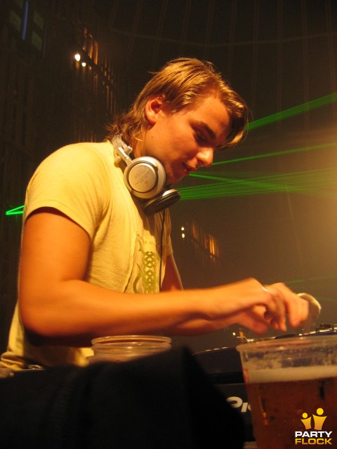 foto Decibel, 28 augustus 2004, Binnenmaas, met Showtek