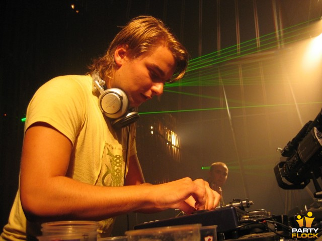 foto Decibel, 28 augustus 2004, Binnenmaas, met Showtek