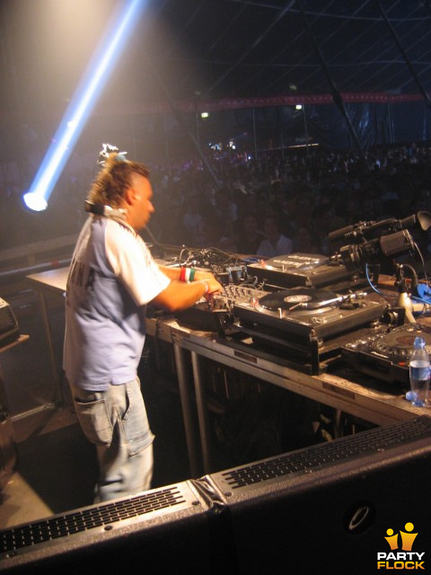 foto Decibel, 28 augustus 2004, Binnenmaas, met Daniele Mondello