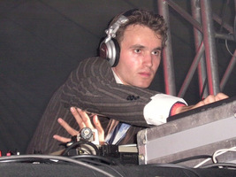 foto Technova Festival, 11 september 2004, Atlantisstrand, Almere #115289