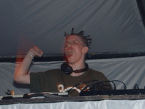 Foto's, Q-BASE, 18 september 2004, Airport Weeze, Weeze