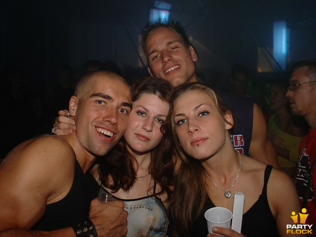 foto Q-BASE, 18 september 2004, Airport Weeze