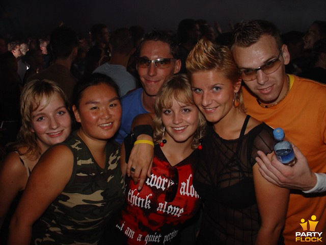 foto Q-BASE, 18 september 2004, Airport Weeze