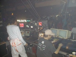 foto Qlimax, 8 december 2001, Heineken Music Hall, Amsterdam #1163