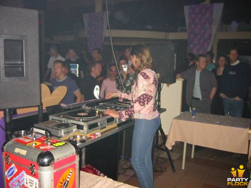 foto Hardstyle, 28 april 2002, Starlight, met Lady Dana