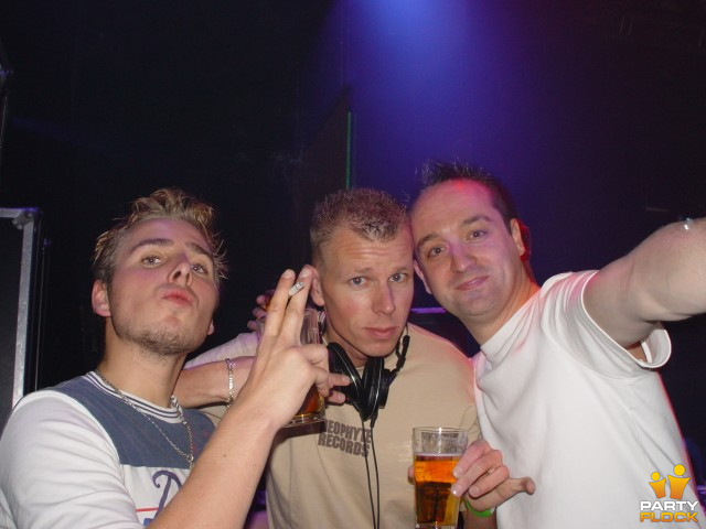 foto Basskickers, 16 oktober 2004, Hedon, met Tha Playah, Panic