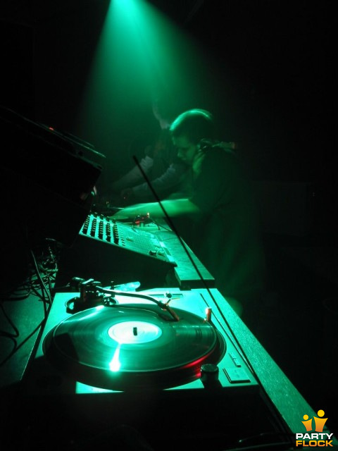 foto Hard X-Plosion, 30 oktober 2004, Kathedraal, met Deceptix