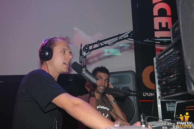 foto A State of Trance, 4 november 2004, Panama, met Armin van Buuren, Matthew Dekay