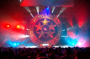 foto Qlimax, 27 november 2004, GelreDome, Arnhem #128045