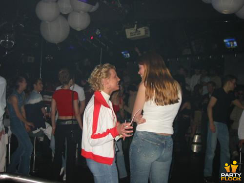 Foto's Afterclub zino, 5 mei 2002, Zino, Tilburg