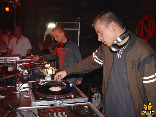 foto Magical Anniversary, 17 december 2004, Carte Blanche, met D-Spirit, Sceletor