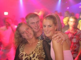 foto Club Q-Base, 11 mei 2002, Hemkade, Zaandam #13698