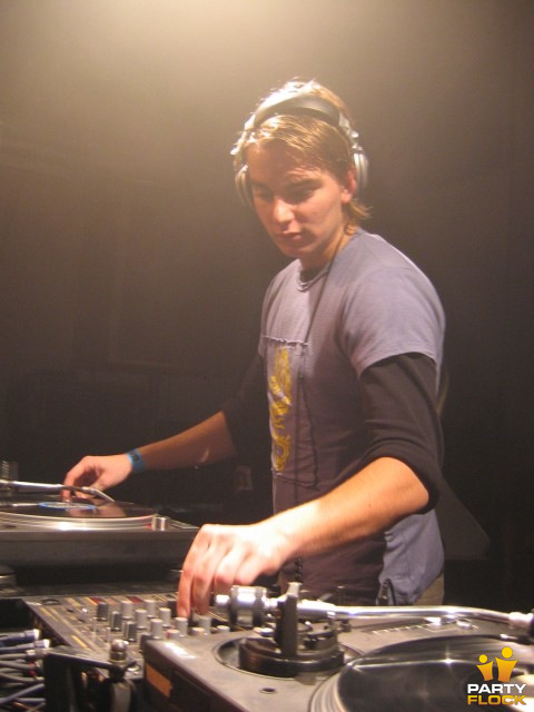 foto X-Qlusive, 29 januari 2005, Heineken Music Hall, met Showtek