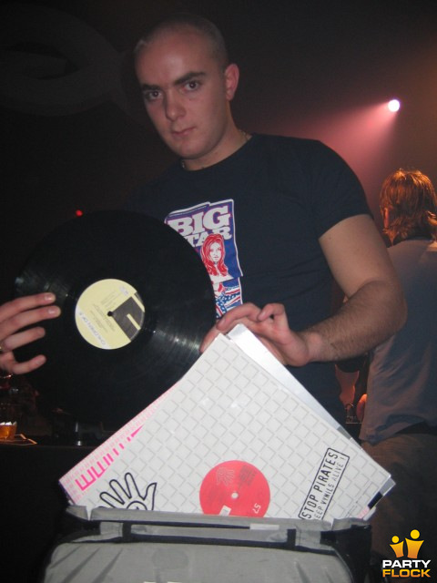 foto X-Qlusive, 29 januari 2005, Heineken Music Hall, met Showtek