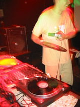 Foto's, Basic Grooves: Acid Attack!, 16 mei 2002, Atak, Enschede