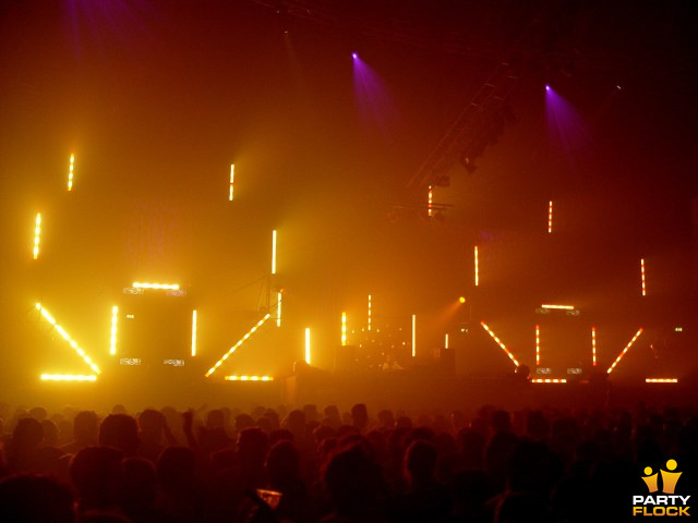 foto Awakenings, 19 februari 2005, Gashouder