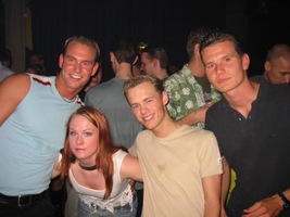 foto Club Q-Base, 18 mei 2002, Hemkade, Zaandam #14573