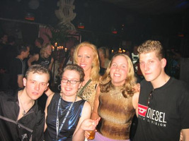 foto Club Q-Base, 18 mei 2002, Hemkade, Zaandam #14581